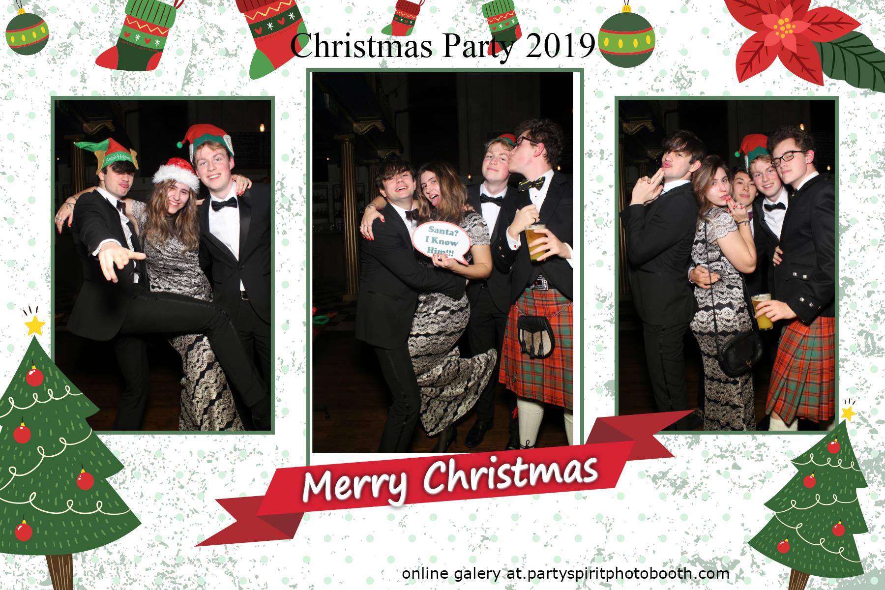 Christmas Party | View more photos from the event at gallery.partyspiritphotobooth.com/u/PartySpiritPhotoBooth/Christmas-Party-0